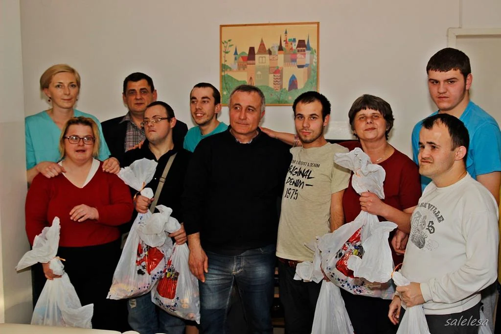 ПОСЕТА ЦЕНТРУ ЗА БОРАВАК ДЕЦЕ И ОДРАСЛИХ ОМЕТЕНИХ У РАЗВОЈУ — фотографија 2