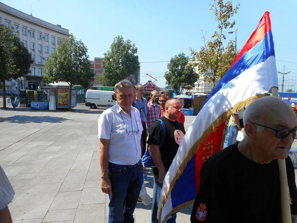 ДА СЕ НЕ ЗАБОРАВИ — фотографија 8