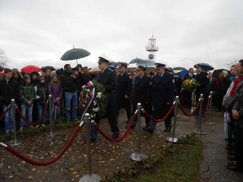 Одржан централни помен поводом 15 година од почетка НАТО агресије — фотографија 6