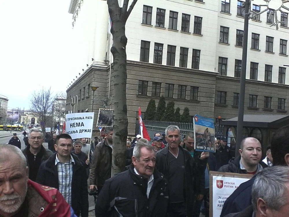 ПРОТЕСТ ИСПРЕД ВЛАДЕ СРБИЈЕ — фотографија 12
