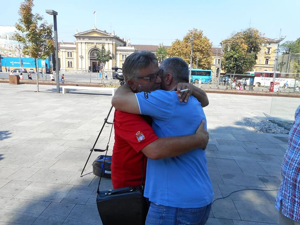ДА СЕ НЕ ЗАБОРАВИ — фотографија 30