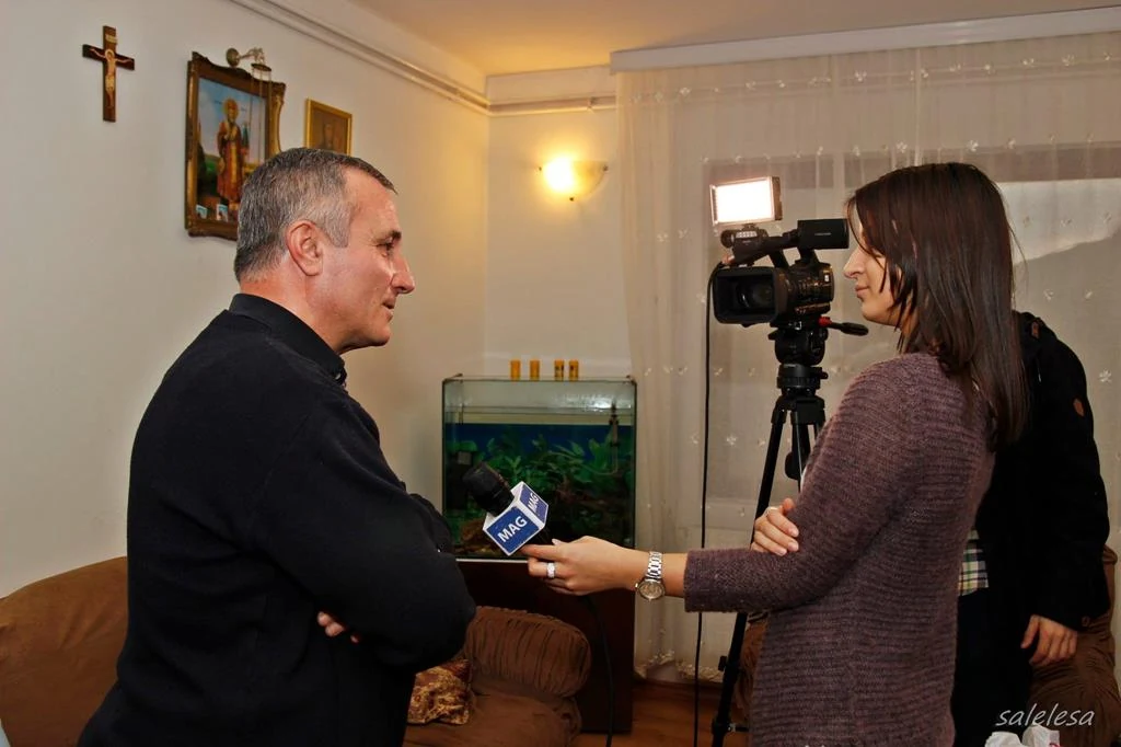 ПОСЕТА МНОГОЧЛАНОЈ ПОРОДИЦИ НЕШИЋ У СЕЛУ РАТАРИ КОД ОБРЕНОВЦА — фотографија 8