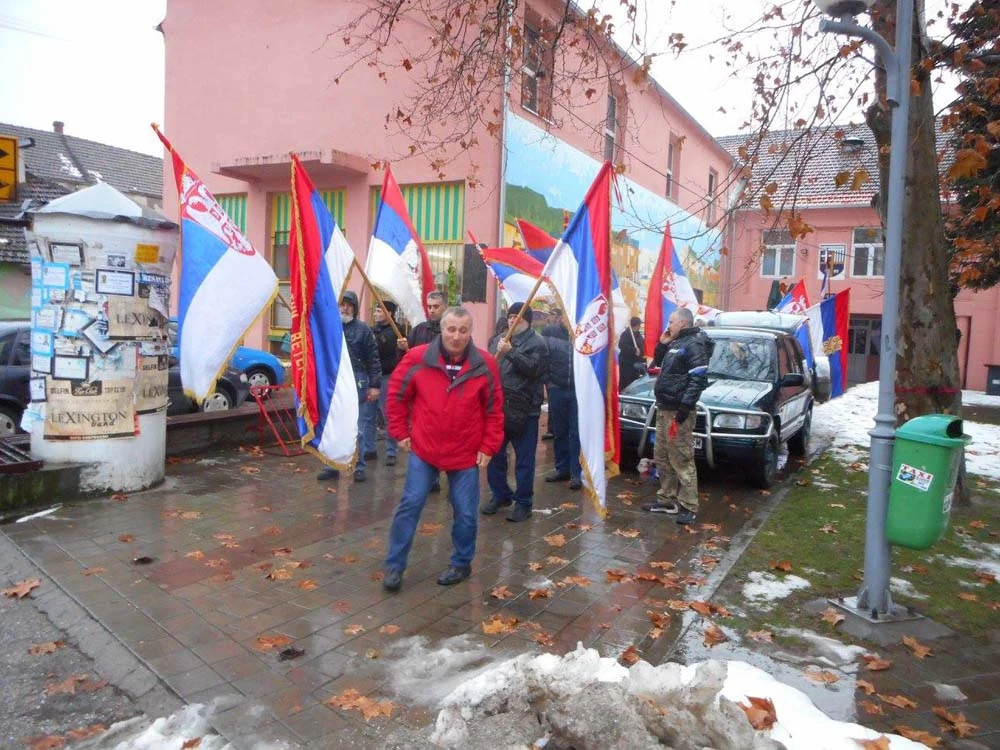 СИМБОЛИЧНА ШЕТЊА СРПСКИХ РАТНИХ ВЕТЕРАНА У ВЕЛИКОМ ПОПОВИЋУ — фотографија 3
